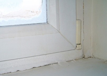 Появление конденсата и промерзание стеклопакета окна